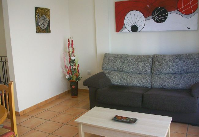 Apartamento en Oliva - PAR 3 - Nº 6 (ALQUILER SOLO A FAMILIAS)